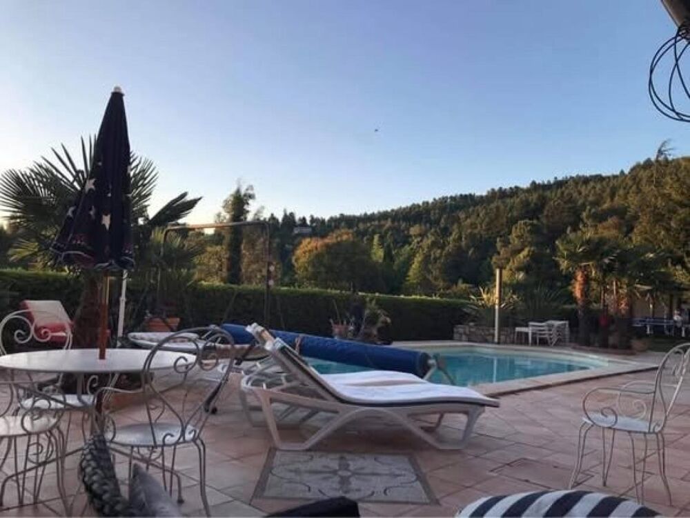Vente Maison Une propriété de charme, 2 logements en pleine nature La vernarede