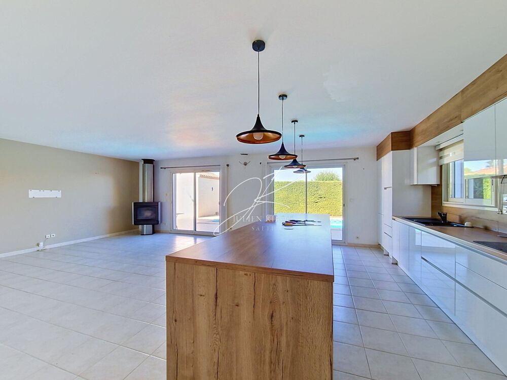 Vente Maison Villa T5 4 chambres 142 m² piscine Sauvian