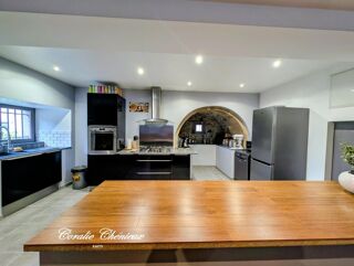  Maison à vendre 11 pièces 240 m²