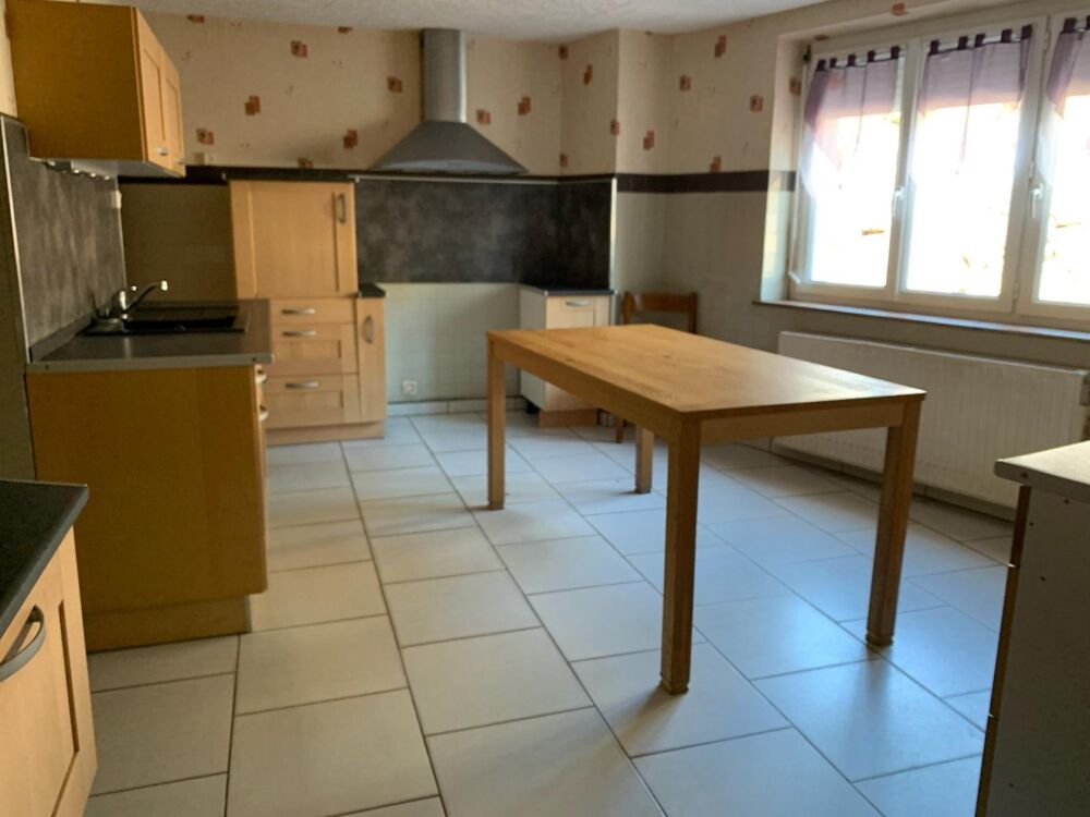 Vente Maison Maison familiale avec garages et jardin Merviller