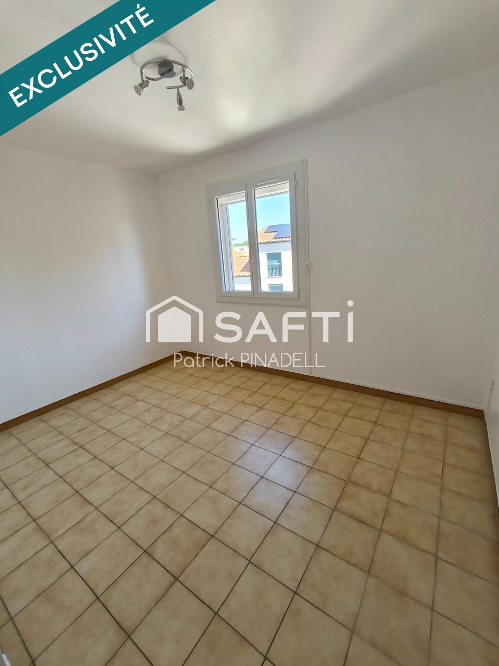 Vente Maison Maison 3 faces, 3 belles chambres, grand garage, piscine et jardin. Saint-cyprien