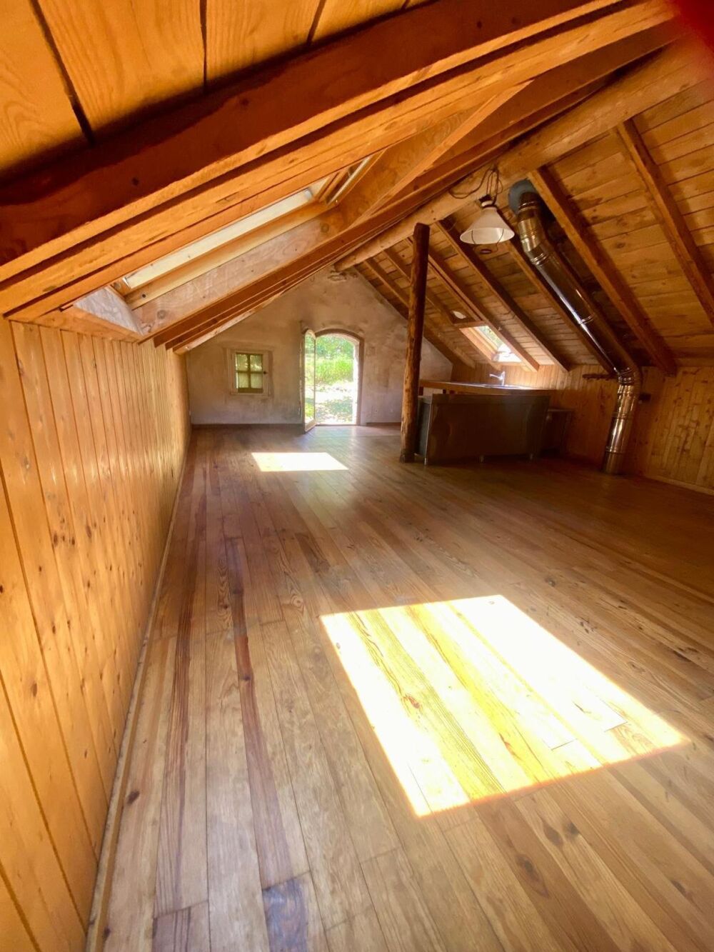 Vente Maison Maison 80M² avec dépendance sur grand terrain plat d'1Hectare Devesset