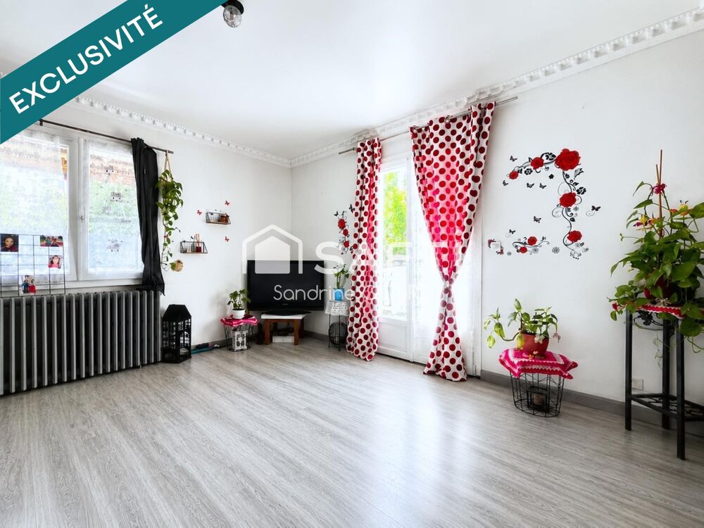 Maison avec garage vendue louée à Anet