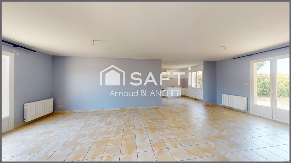 Vente Maison Pavillon plain-pied, quatre chambres, salle de bain, garage, jardin. Garat