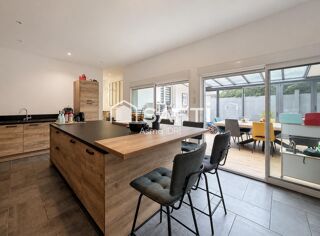  Maison à vendre 6 pièces 165 m²