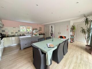  Maison � vendre 10 pi�ces 255 m�