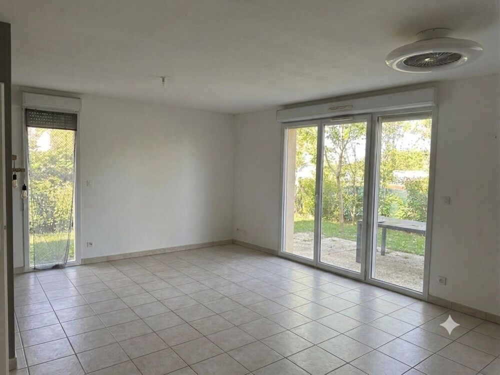 Résidence LE CLOS DE CEDRES - Maison T4 mitoyenne 80 m² avec terrasse, garage, piscine et cadre verdoyant