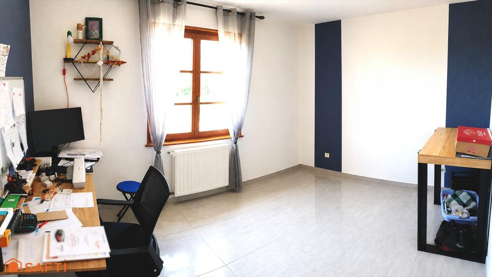 Vente Maison Maison à vendre à Melincourt de 169m² avec piscine Melincourt