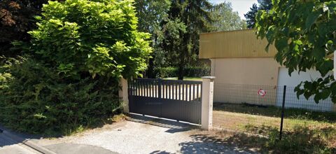 Ancienne salle des f&ecirc;tes id&eacute;al pour association, stockage�.. 120500 24100 Bergerac