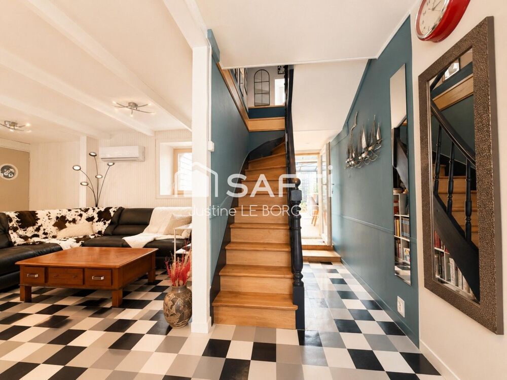 Superbe maison de caractère centre bourg avec dépendance