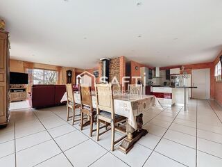  Maison � vendre 6 pi�ces 203 m�