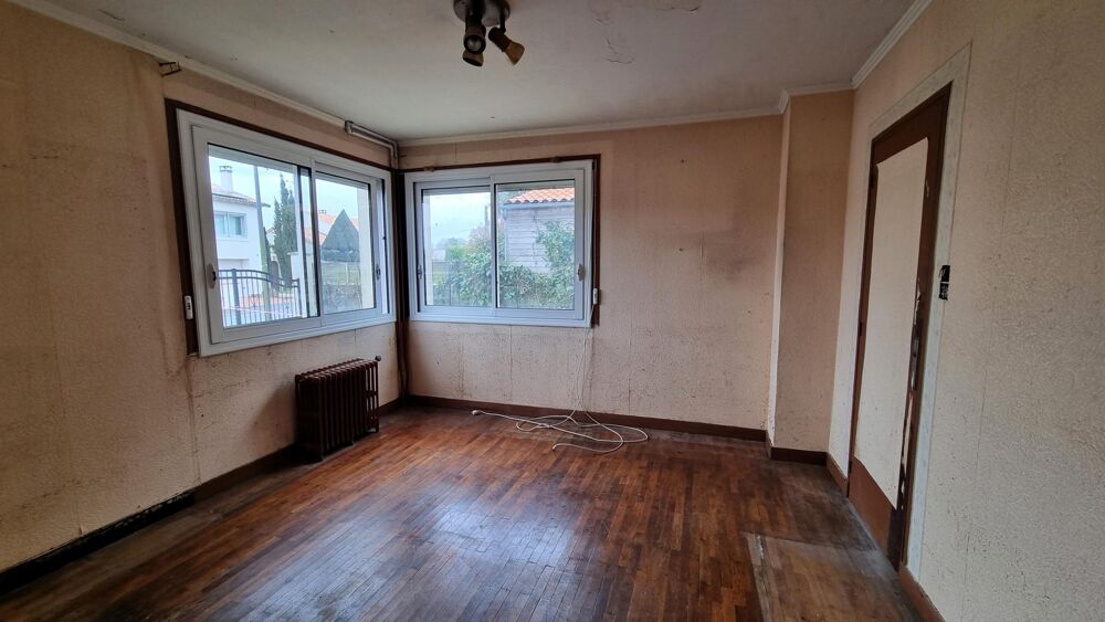 Vente Maison Secteur La Courbe - Maison lumineuse avec jardin plein sud et beau potentiel Aytre