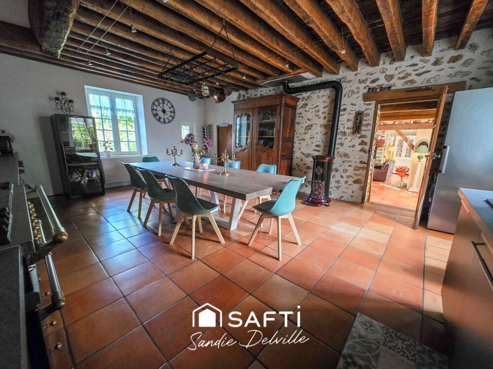 Propriété de charme 6 pièces- 4ch- 195m²- 2160m²