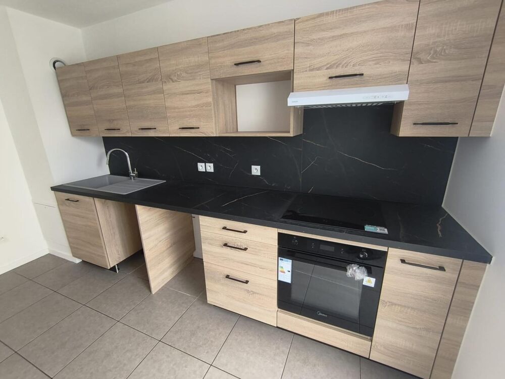 Vente Appartement BORDEAUX LAC – T4 AVEC TERRASSE ET VUE SUR LE LAC Bordeaux