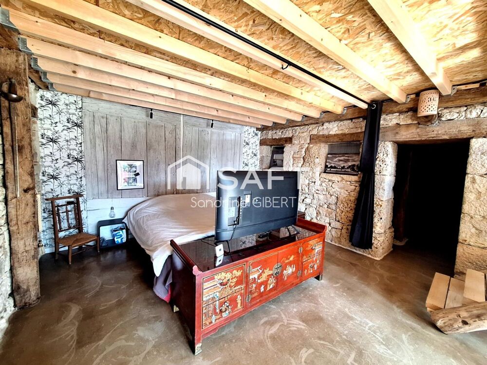 Vente Maison Authentique propriété en pierre entièrement rénovée – Cadre naturel d'exception avec rivière Saint-chamarand