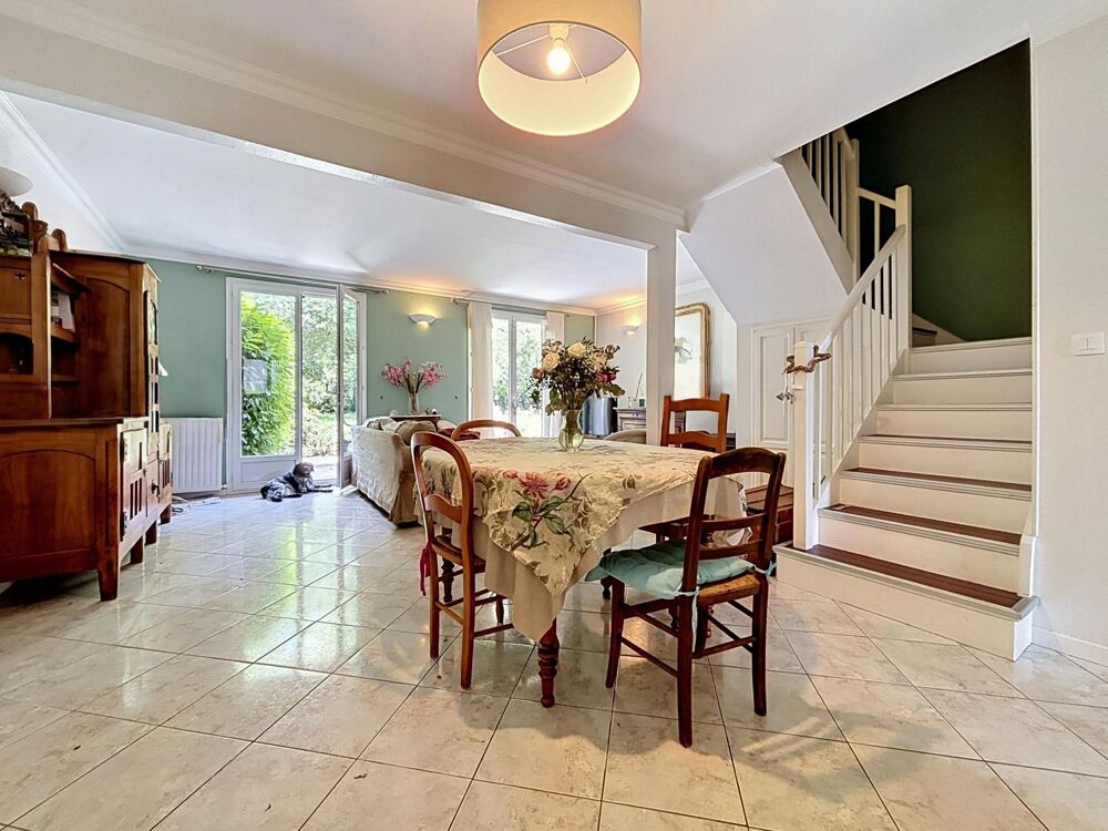 Maison familiale, 4 chambres, garage, grand jardin