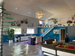  Maison � vendre 4 pi�ces 251 m�