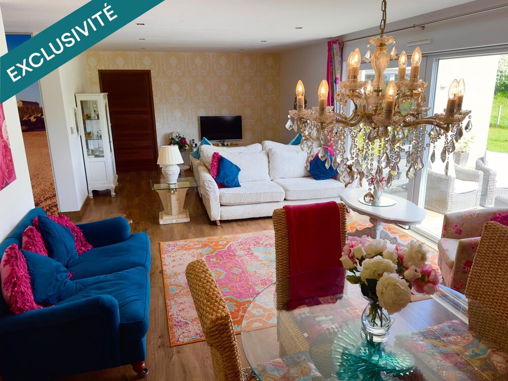 Maison familiale d'environ 180m2 avec terrain de 2500 m2 situé à Issé