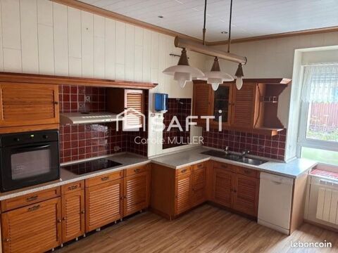   Grande maison de 280 m� au c�ur de Bouzonville Maison - 10 pi�ce(s) - 280 m�