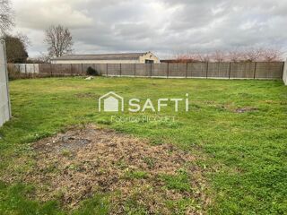  Terrain à vendre 585 m²