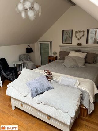  Maison � vendre 9 pi�ces 201 m�