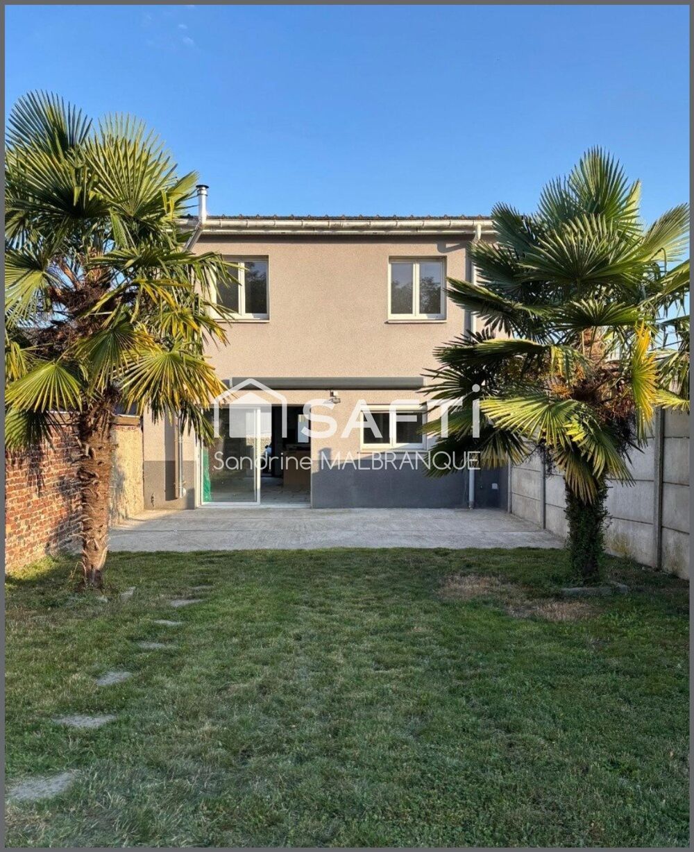 Maison individuelle , garage et jardin