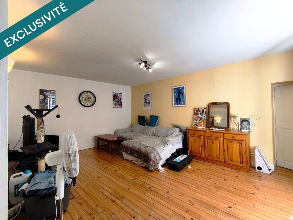 Vente Immeuble Immeuble d'une surface habitable de 196 m2 en plein coeur de Saint-Amour Saint-amour