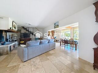  Maison � vendre 8 pi�ces 255 m�