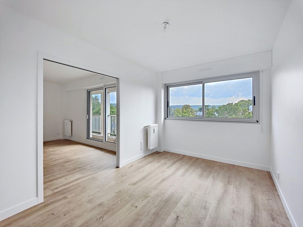 Vente Appartement RUEIL CENTRE VILLE- Appartement 3 Chambres, BALCON, PARKING Rueil-malmaison