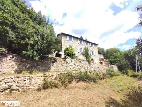   Ferme isole 228m, terrains 5 hectares, sources Maison - 6 pice(s) - 228 m