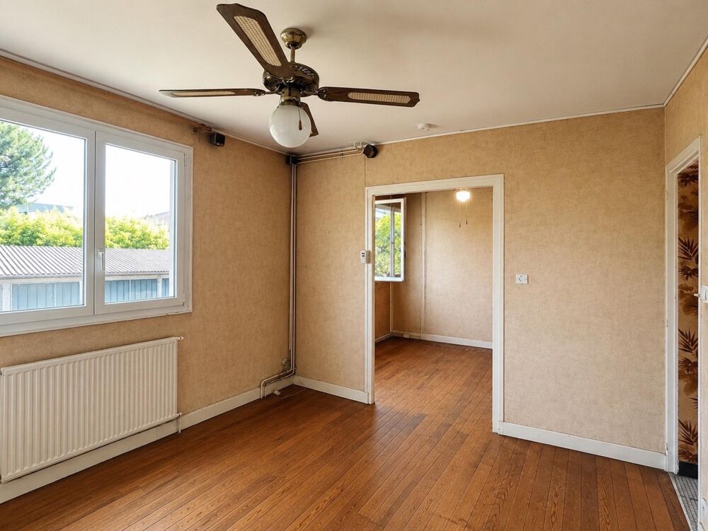 AGEN - Maison à fort potentiel avec garage et terrain de 180 m2