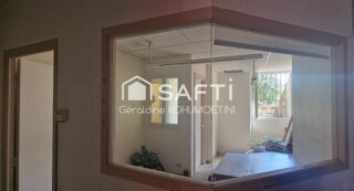  Immeuble à vendre 243 m²
