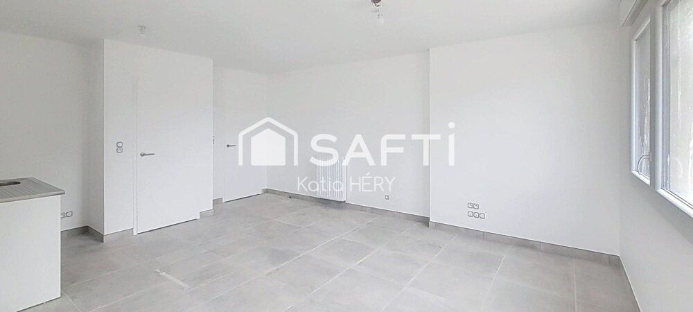 Vente Appartement APPARTEMENT AVEC TERRASSE COUVERTE, JARDIN PRIVATIF ET 2 PARKINGS Challans