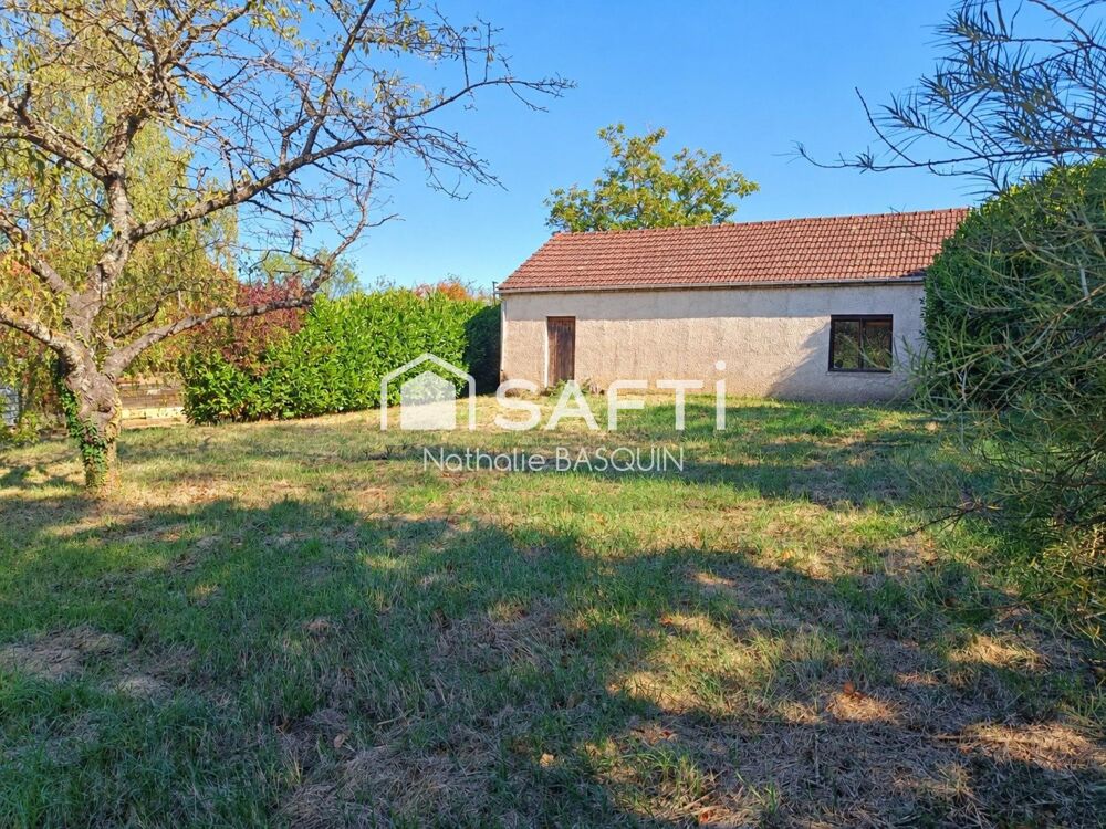 Vente Maison Saint-Privé – Bâtiment à transformer en habitation – CU obtenu – Terrain 1 879 m². Extension possible. Saint-prive