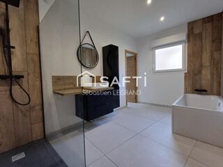  Maison � vendre 6 pi�ces 197 m�