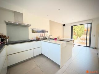  Maison � vendre 6 pi�ces 180 m�