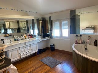  Immeuble à vendre 373 m²