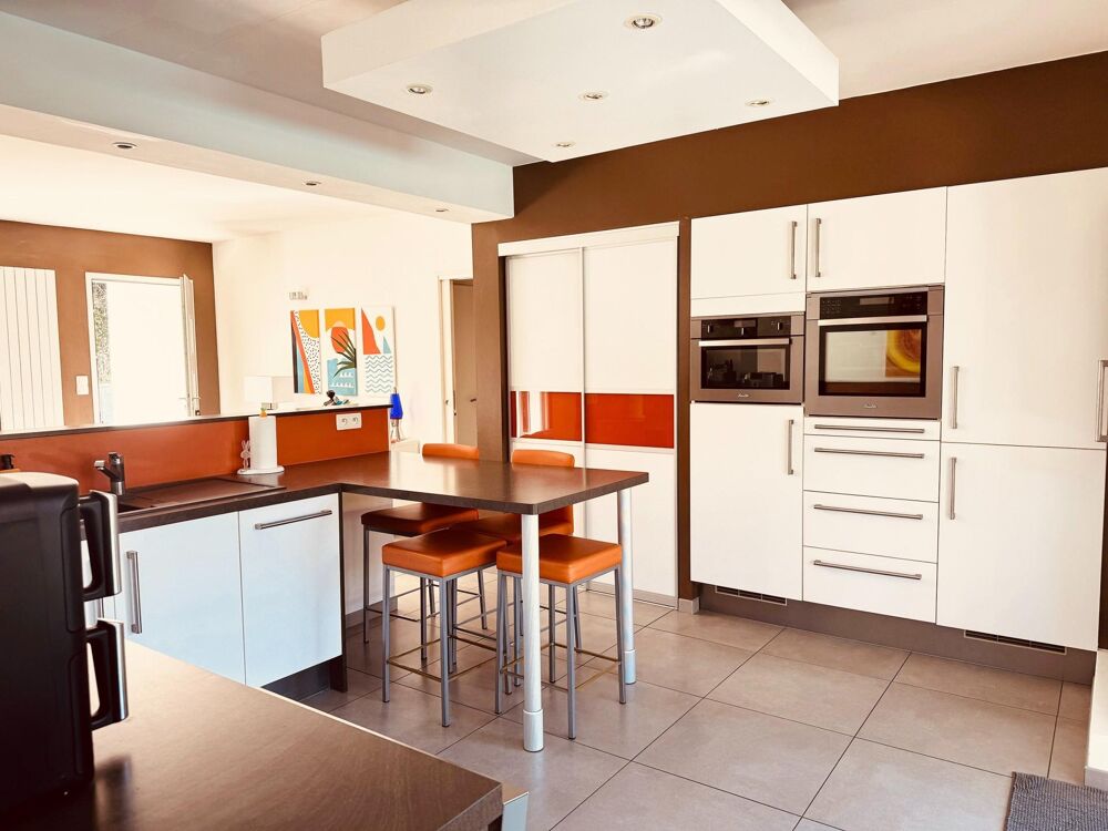 Vente Maison Maison 6 pièces 173 m2 Saint-aubin-de-medoc
