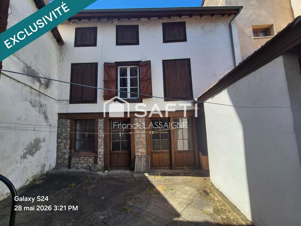 Vente Maison Ensemble immobilier avec cour intérieure et garage Ambert