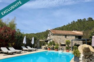  Maison à vendre 10 pièces 382 m²