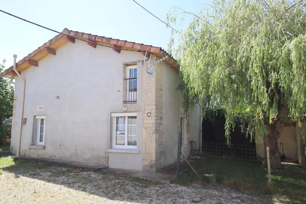 Vente Maison 2 maisons habitables + grange sur terrain de 1200m2 Sauze-vaussais