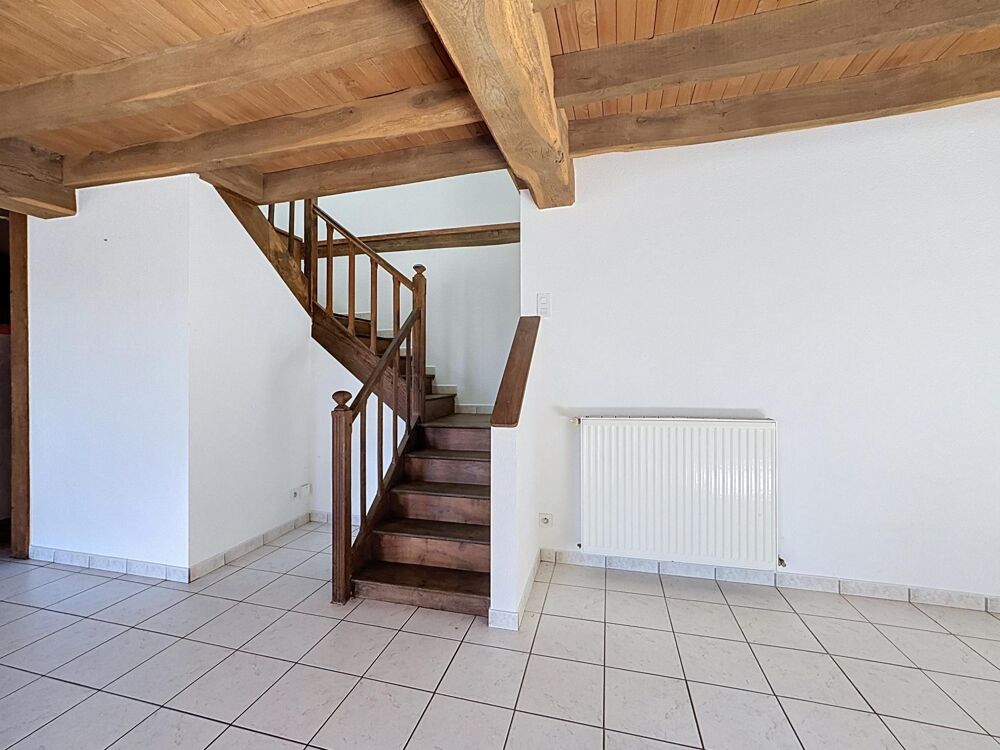 Maison en pierre  3 chambres  Terrain clos de 1 143 m²