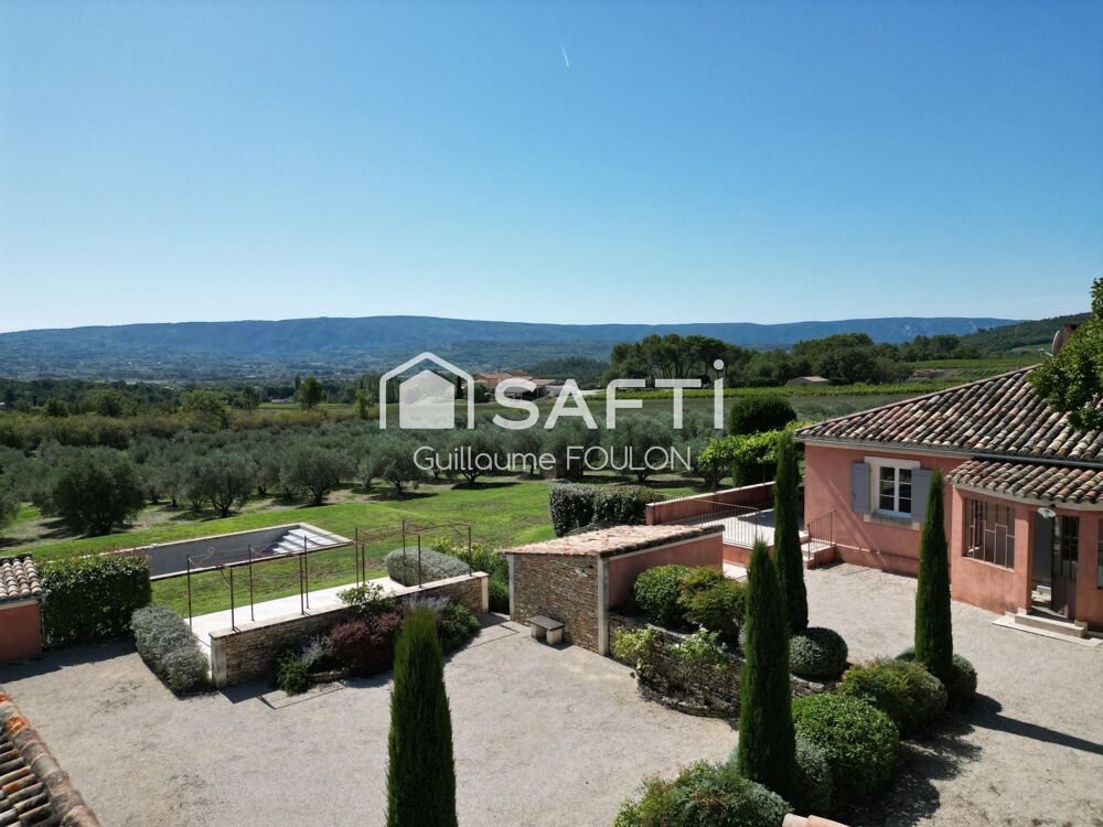 Vente Maison Charmant domaine avec vue panoramique sur le Luberon Roussillon
