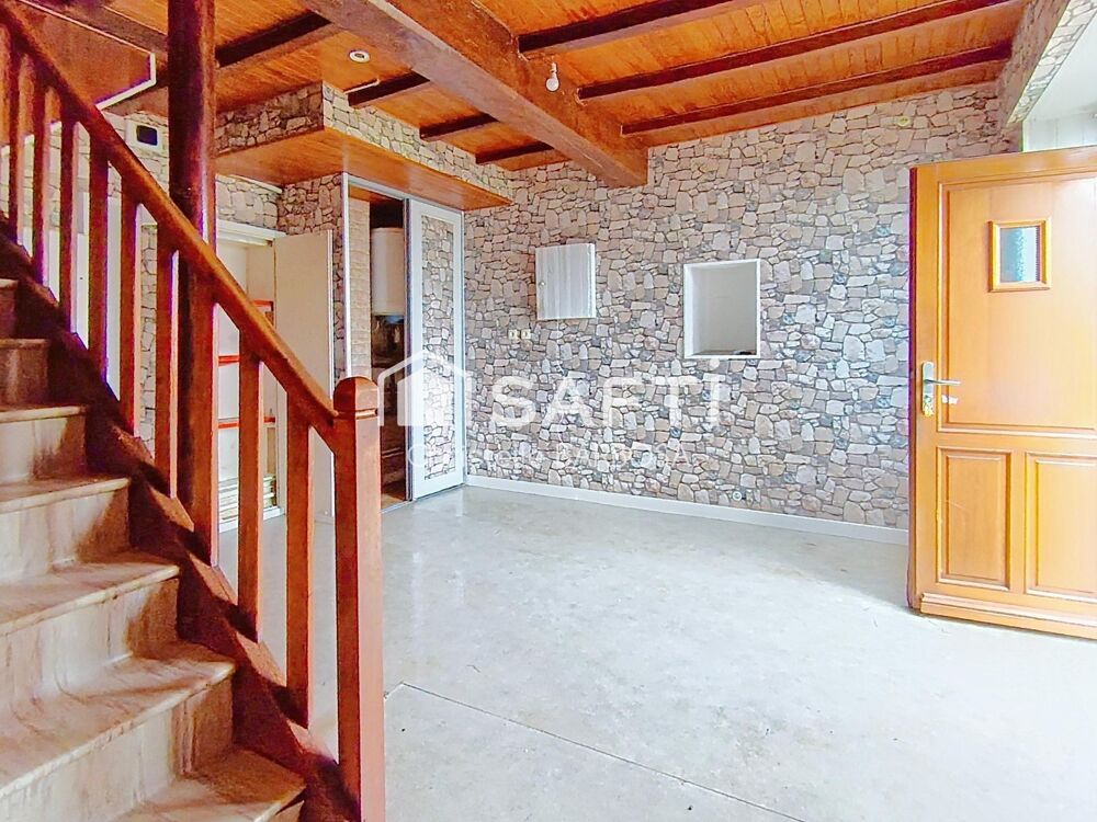 DOL0MIEU  Maison à rénover  85 m²  Grand terrain de 1050 m²