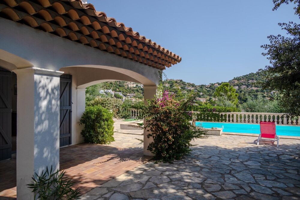 Vente Maison Villa proche mer aux Issambres avec extension Roquebrune-sur-argens