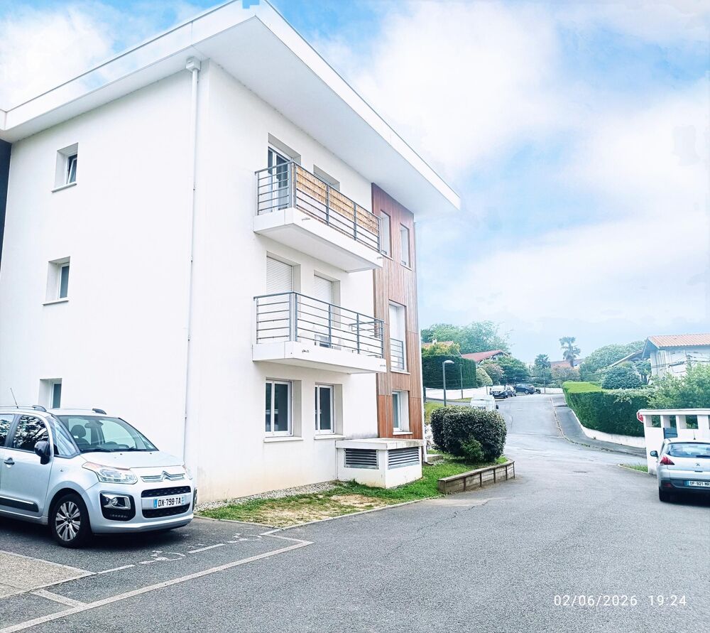 Vente Appartement Bayonne ARROUSSETS T3 récent de 63m2 avec 2 places de parking couvertes et un cellier Bayonne