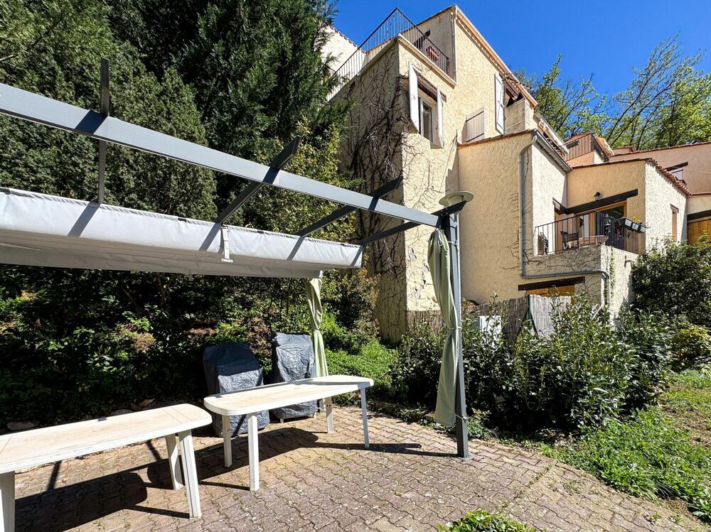 Maison en pierre T3 R+1 terrasses, espace parking