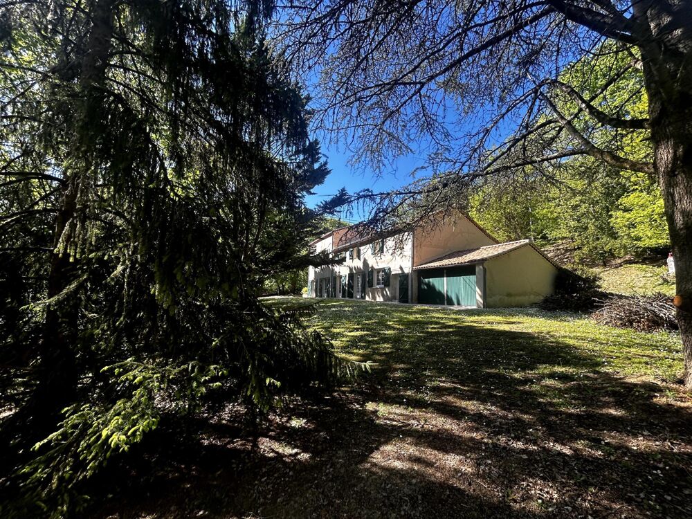 Maison en pierre de caractère - 324 m2 - Colayrac St Cirq