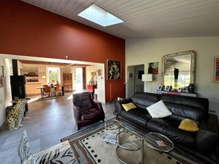  Maison � vendre 6 pi�ces 220 m�