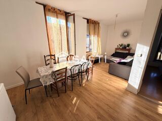  Immeuble à vendre 152 m²